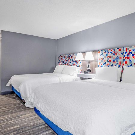 Hampton Inn Sanford Exteriör bild