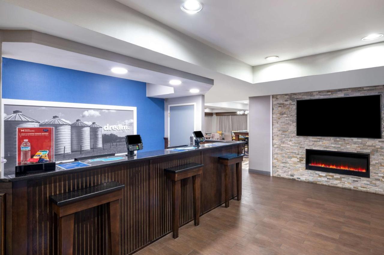 Hampton Inn Sanford Exteriör bild